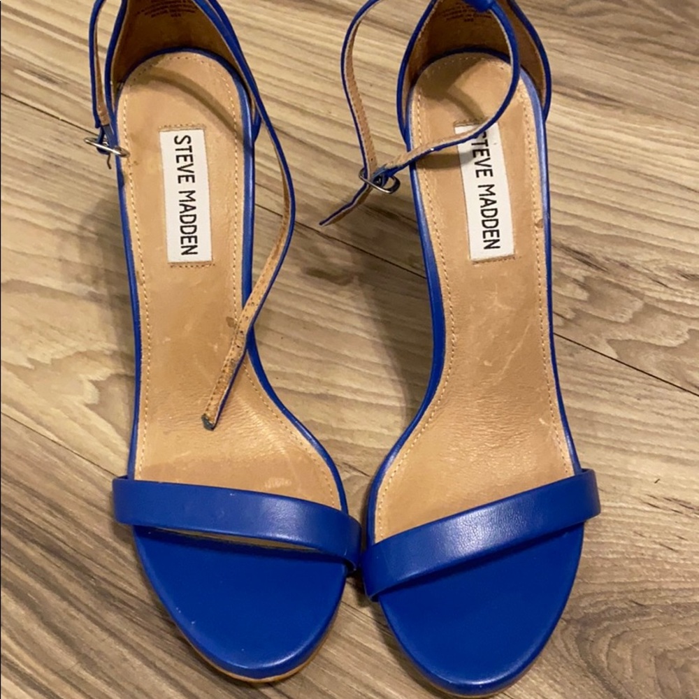 Steve Madden Stecy Blue Pumps